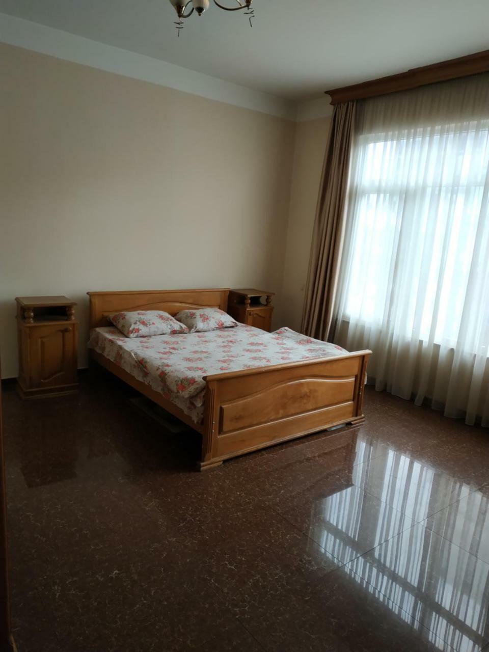 Hotel Ni&La Batumi Exterior photo