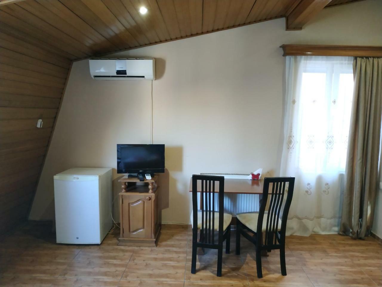 Hotel Ni&La Batumi Room photo